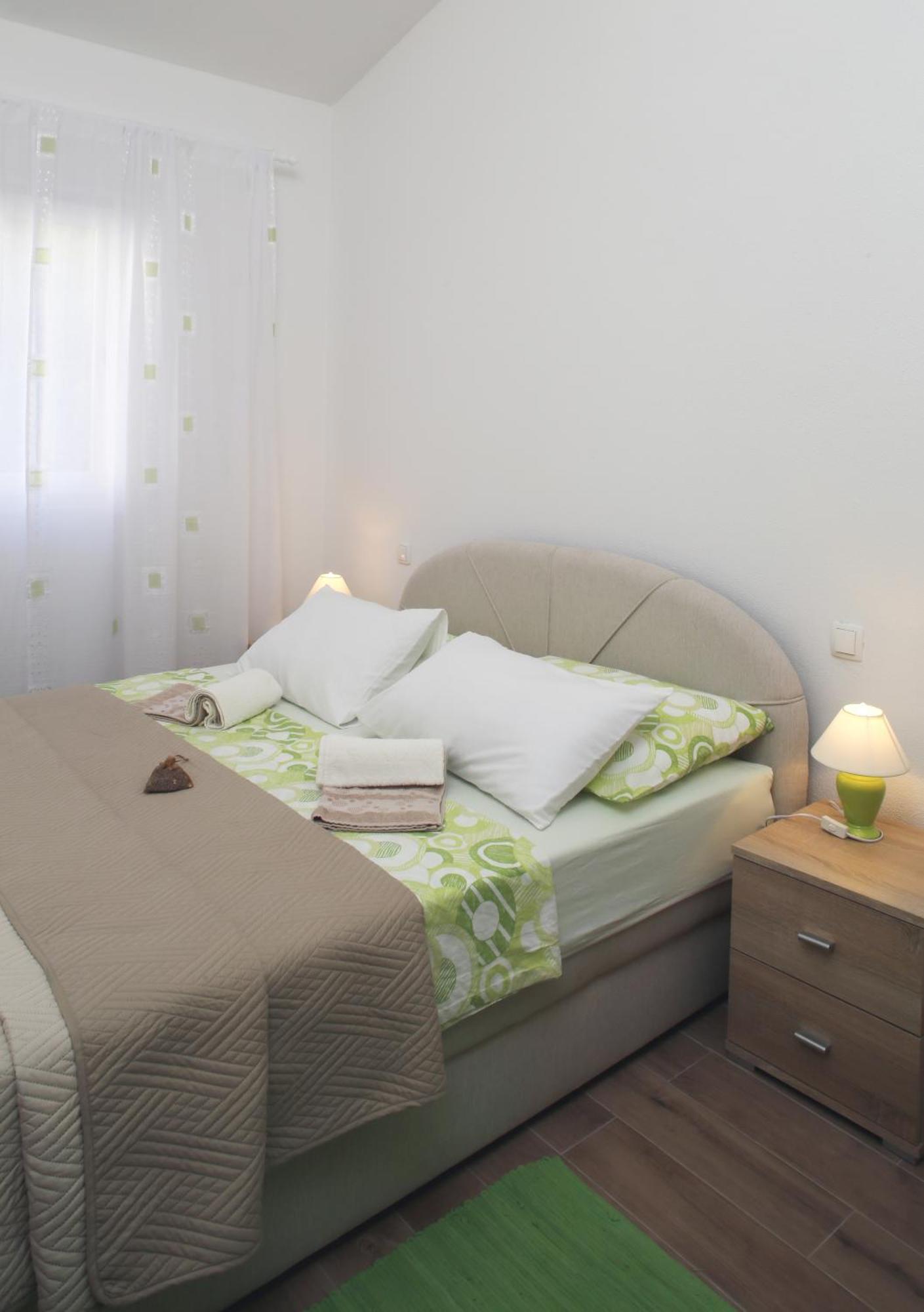Apartman Zara Ražanj Eksteriør billede